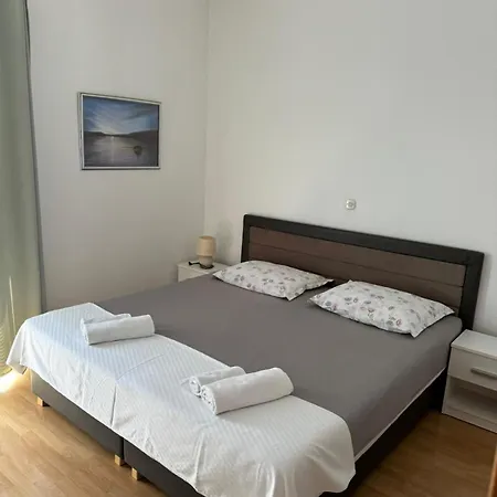 Apartment Platanus *